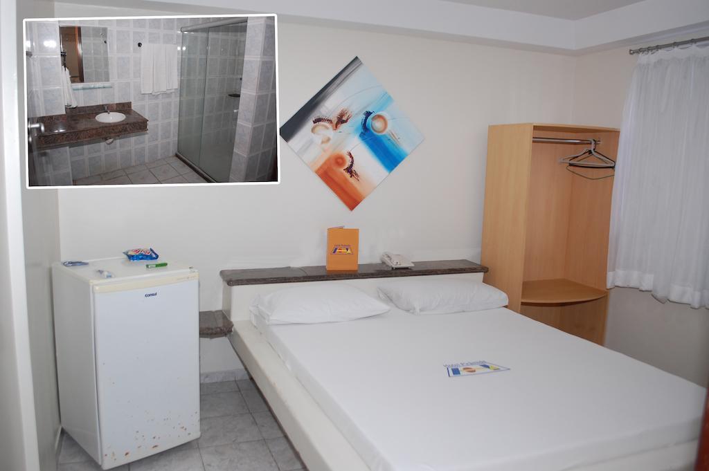 Hotel Piramide Pituba - Av Paulo VI Salvador Quarto foto